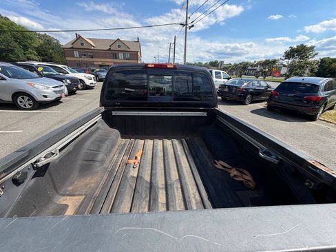 Used 2014 Nissan Frontier SV w/ SV Value Truck Package AWD/4WD image 23