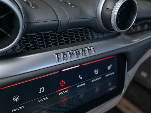 Certified 2023 Ferrari Portofino M RWD image 23