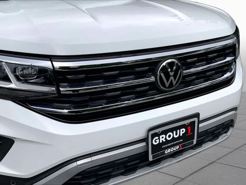 Used 2023 Volkswagen Atlas SE AWD/4WD image 30