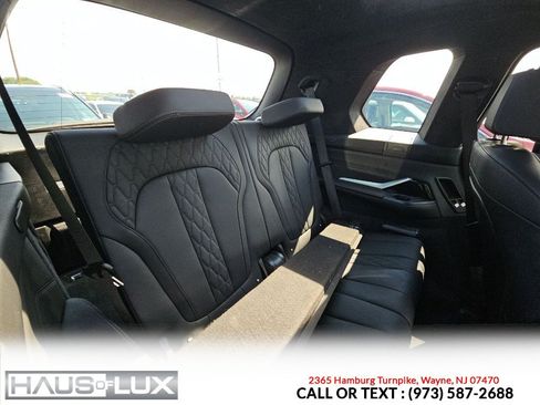 Used 2022 BMW X7 xDrive40i w/ Premium Enhanced Package AWD/4WD image 7