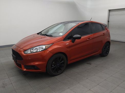 Used 2019 Ford Fiesta ST-Line FWD image 2