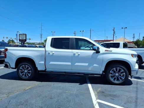 New 2026 Chevrolet Silverado 1500 LT AWD/4WD image 2
