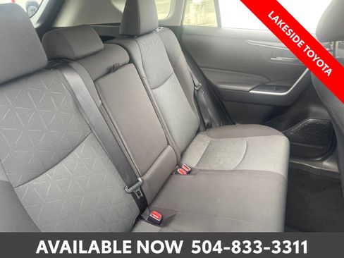 Used 2025 Toyota RAV4 XLE FWD image 19