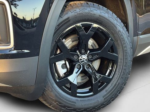 New 2026 Volkswagen Atlas Peak Edition AWD/4WD image 10