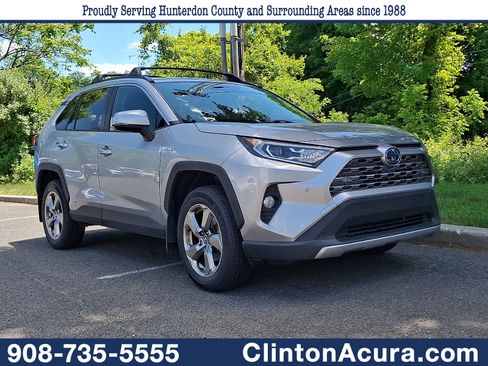 Used 2019 Toyota RAV4 Limited w/ Carpet Mat Package AWD/4WD image 1