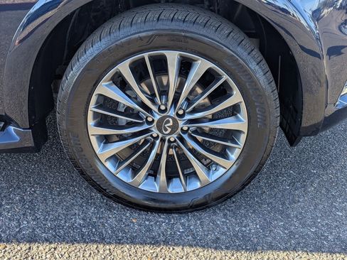Used 2019 INFINITI QX80 Luxe w/ 22" Wheel Package image 10