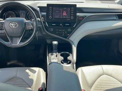 Used 2024 Toyota Camry SE image 13