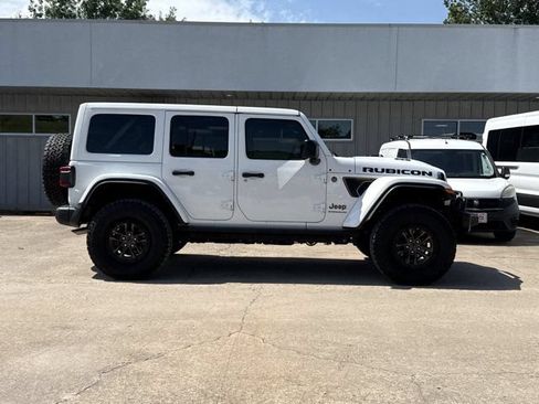 Used 2024 Jeep Wrangler Unlimited Rubicon 392 AWD/4WD image 2