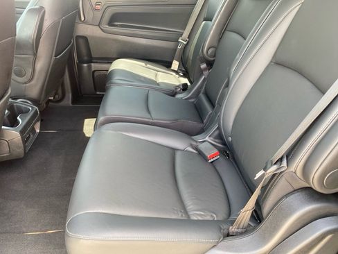 Used 2021 Honda Odyssey EX-L image 16