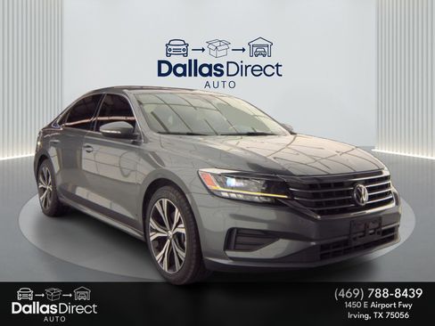 Used 2022 Volkswagen Passat 2.0T SE FWD image 2
