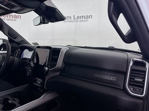 New 2026 RAM 1500 4x4 Crew Cab image 28