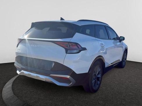 Used 2024 Kia Sportage SX image 5