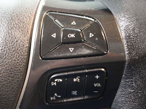 Used 2016 Ford Explorer Platinum AWD/4WD image 37