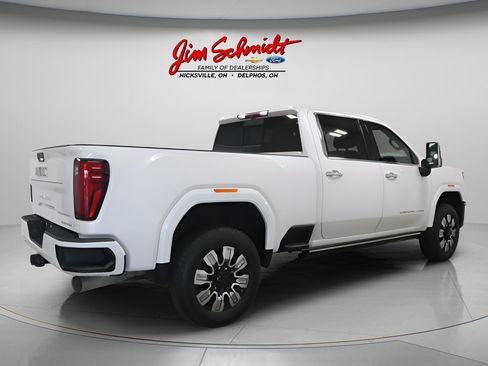 Used 2024 GMC Sierra 2500 Denali w/ Denali Reserve Package AWD/4WD image 6