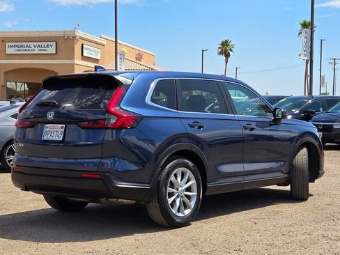 Used 2025 Honda CR-V EX image 4