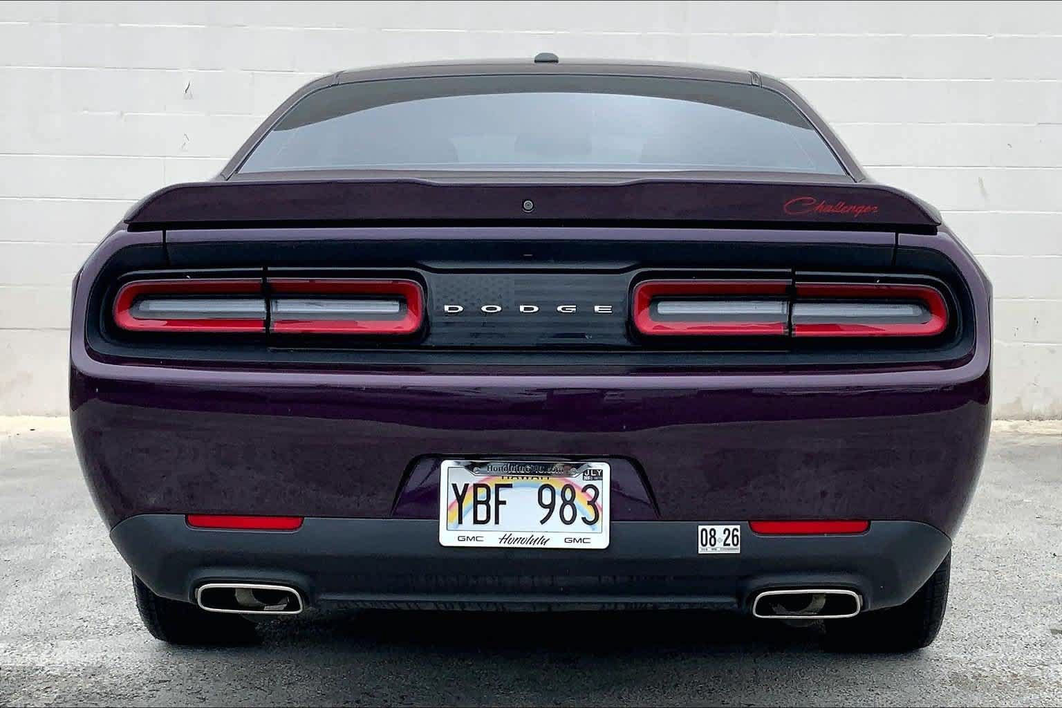 Used 2021 Dodge Challenger SXT RWD image 5