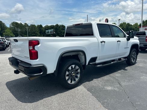 Used 2024 Chevrolet Silverado 2500 Custom w/ Custom Value Package AWD/4WD image 7