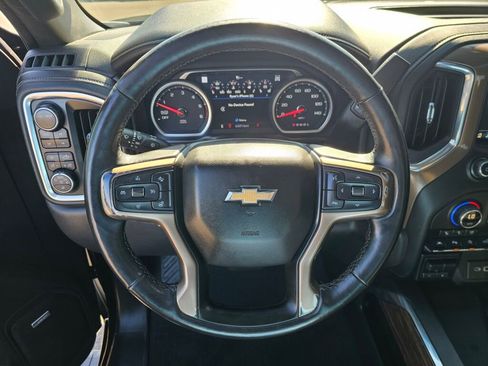 Used 2021 Chevrolet Silverado 1500 High Country w/ Technology Package AWD/4WD image 22