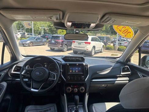 Used 2023 Subaru Forester Premium AWD/4WD image 8