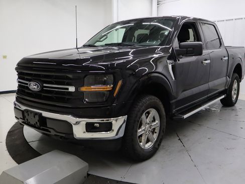 Certified 2025 Ford F150 XLT w/ Equipment Group 301A Standard image 8