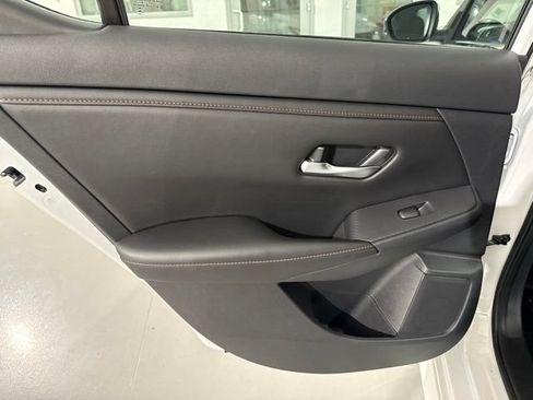 Used 2022 Nissan Sentra SR w/ Midnight Edition FWD image 18