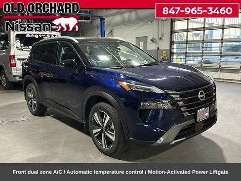 Used 2024 Nissan Rogue SL w/ SL Premium Package AWD/4WD image 5
