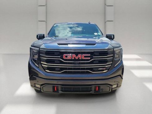 Used 2024 GMC Sierra 1500 AT4 w/ Technology Package AWD/4WD image 2