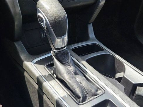 Used 2018 Ford Escape SE w/ SE Sync 3 Package FWD image 11
