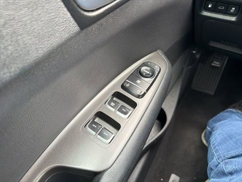 Used 2017 Kia Optima LX image 16