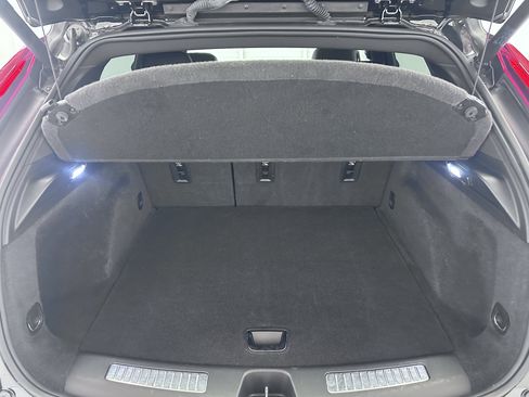 Used 2019 Cadillac XT4 Premium Luxury image 26