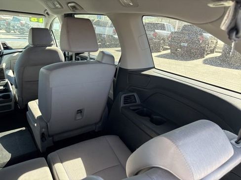 Used 2018 Honda Odyssey LX image 21