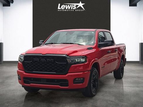 Used 2025 RAM 1500 Big Horn AWD/4WD image 1