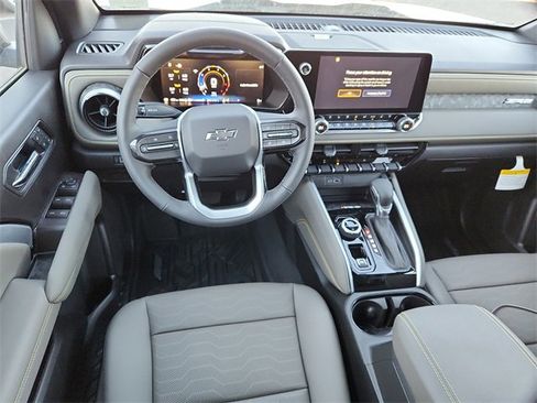 New 2026 Chevrolet Colorado ZR2 w/ Technology Package image 9