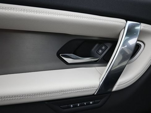 New 2025 Land Rover Discovery Sport Dynamic SE AWD/4WD image 21