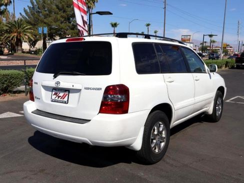 Used 2005 Toyota Highlander 4WD V6 image 7