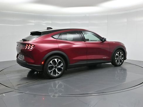 Certified 2025 Ford Mustang Mach-E Select image 27