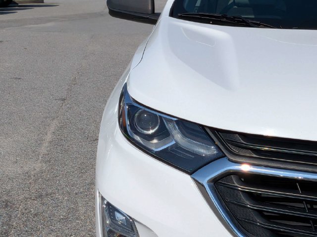 Used 2020 Chevrolet Equinox LS w/ LPO, Floor Liner Package FWD image 11
