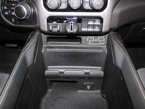 Used 2022 RAM 1500 Big Horn image 33