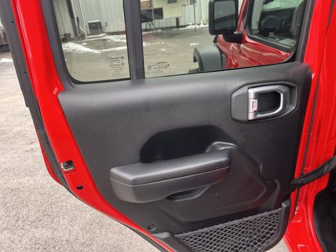 Used 2020 Jeep Wrangler Unlimited Sport S AWD/4WD image 14