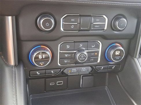 Used 2021 Chevrolet Tahoe LT image 15