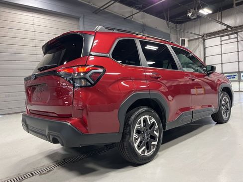 Used 2026 Subaru Forester Premium AWD/4WD image 5