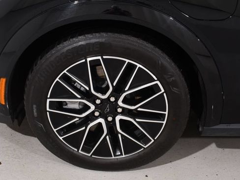Used 2025 Ford Mustang Mach-E Premium AWD/4WD image 23