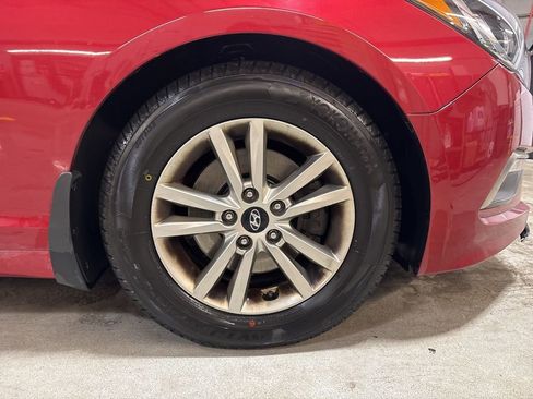 Used 2015 Hyundai Sonata SE image 28