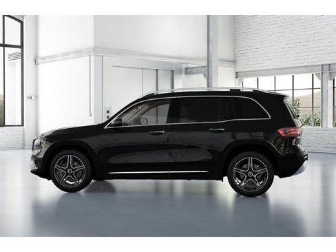 New 2026 Mercedes-Benz GLB 250 4MATIC image 33