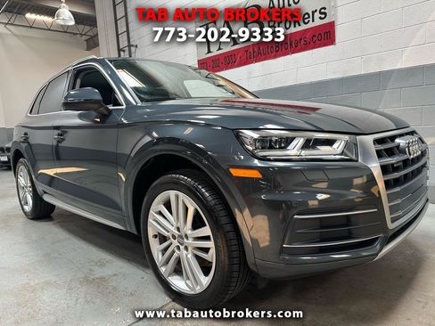 Used 2018 Audi Q5 2.0T Premium Plus w/ Premium Plus Package AWD/4WD image 1