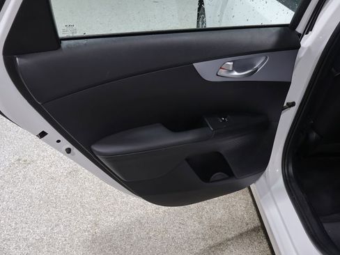 Used 2024 Kia Forte LXS FWD image 17