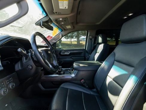 Used 2023 Chevrolet Silverado 1500 LTZ w/ LTZ Convenience Package II image 11