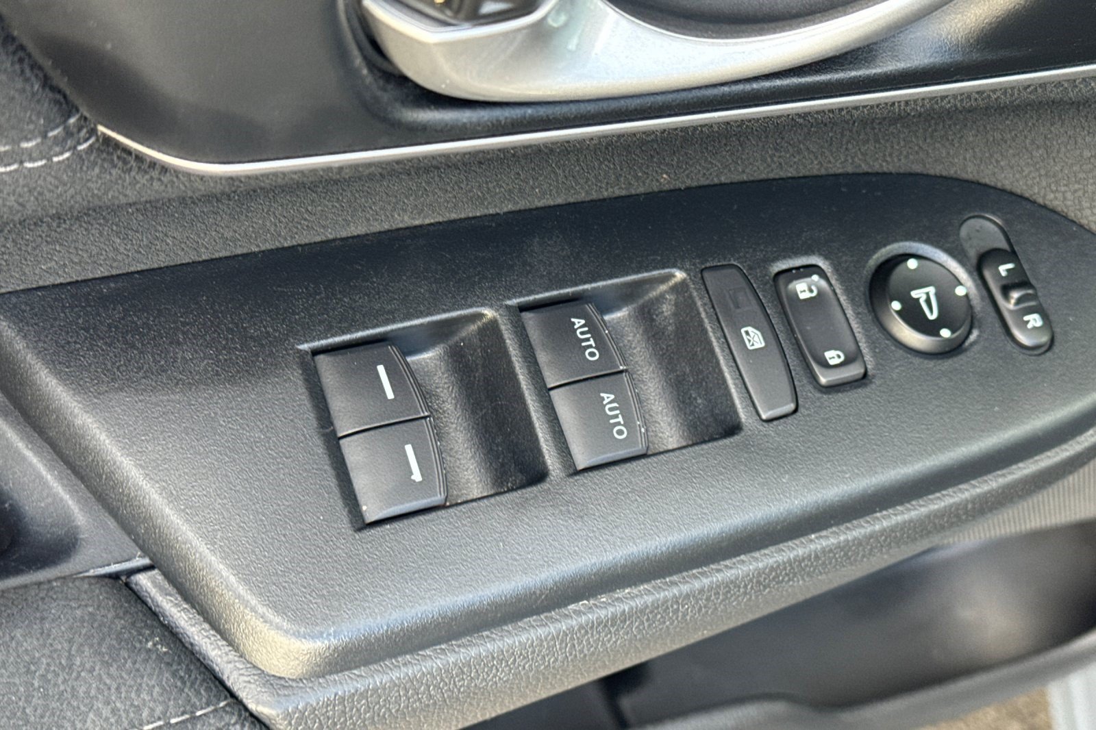 Certified 2022 Honda CR-V EX image 13