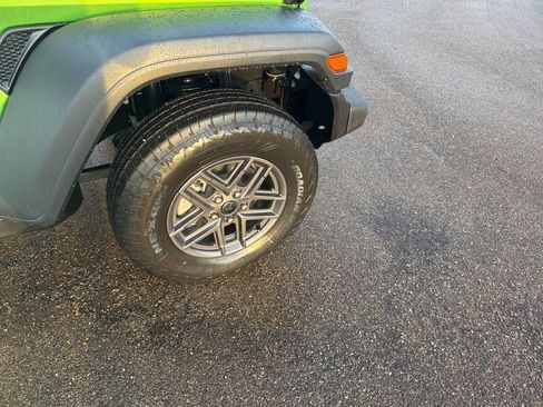 New 2026 Jeep Wrangler Sport AWD/4WD image 25