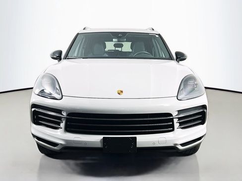 Used 2023 Porsche Cayenne AWD/4WD image 2